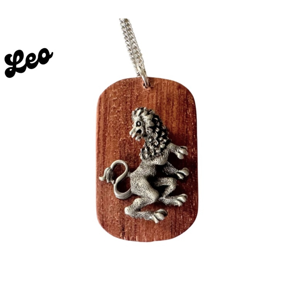 VTG 70s LEO Lion Astrological Sign Wood & Pewter Dog Tag 18” Chain Necklace